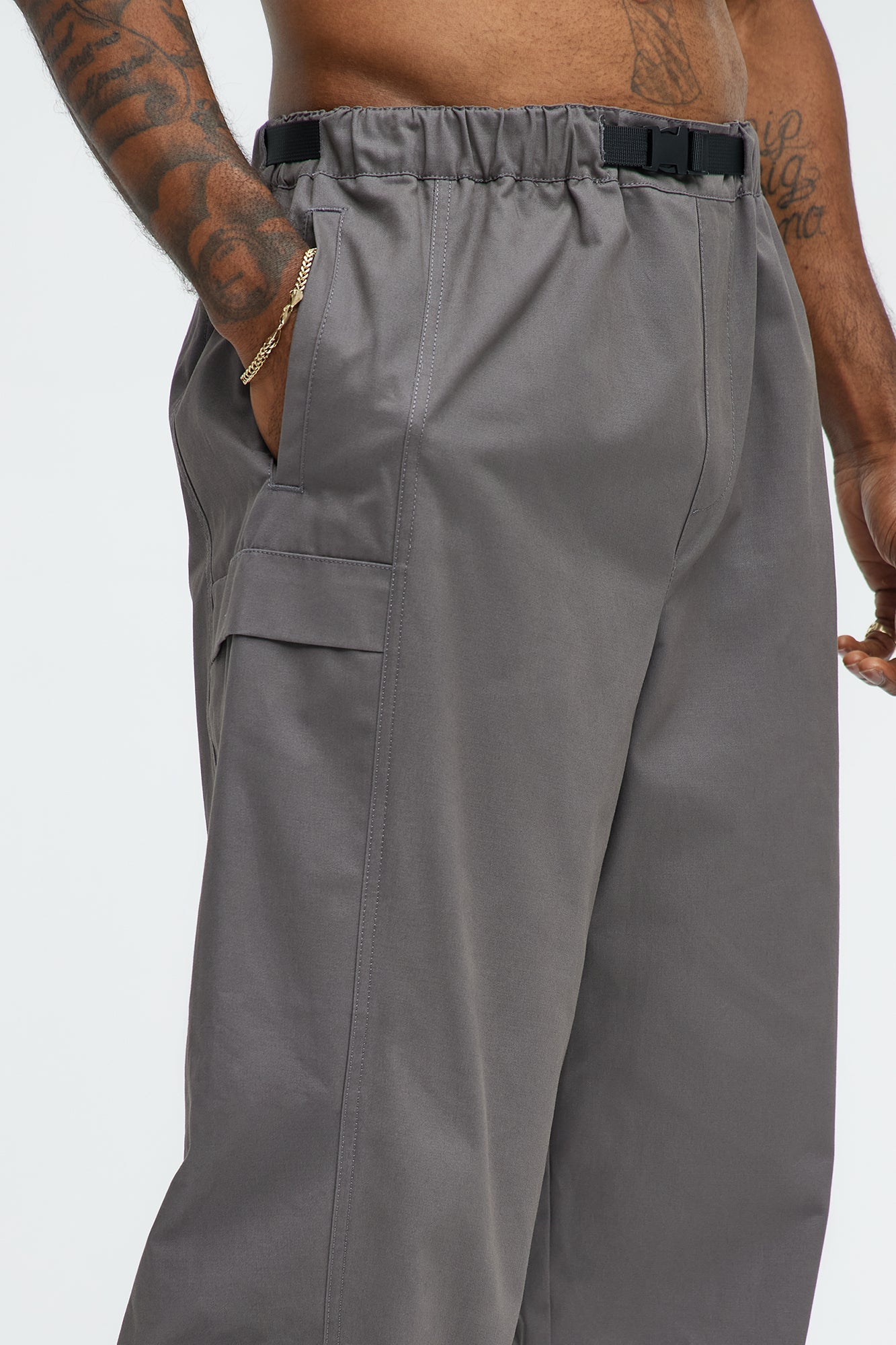 https://cdn.shopify.com/s/files/1/0293/9277/files/03-07-25_S7_51_ZDF01T510023_Grey_ZSR_AE_DJ_15-09-06_91266_PXF.jpg?v=1741730007