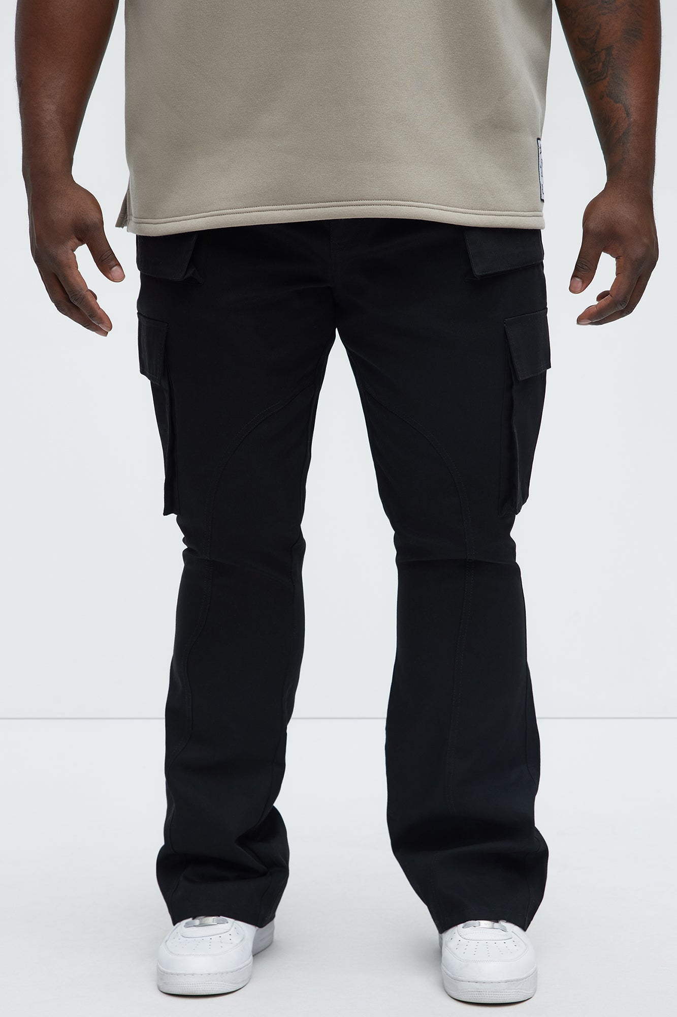 https://cdn.shopify.com/s/files/1/0293/9277/files/03-26-25_S7_28_ZDF01T510029_Black_AE_DJ_10-46-49_PLUS_71869_PXF.jpg?v=1743642781