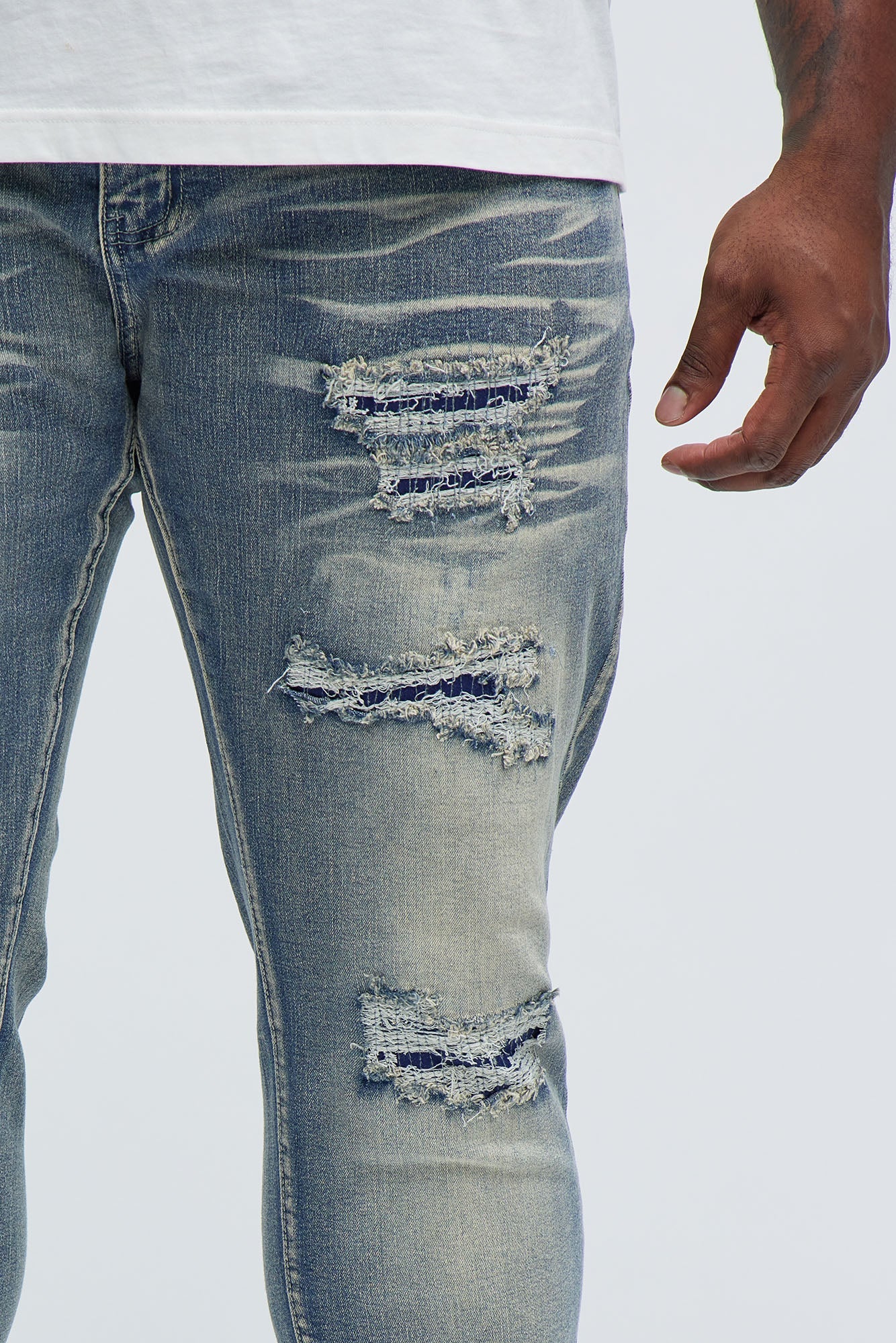https://cdn.shopify.com/s/files/1/0293/9277/files/08-09-24_S8_81_BH2_DarkWash_KT_MC_15-05-41_PLUS_7740_BH.jpg?v=1723589195