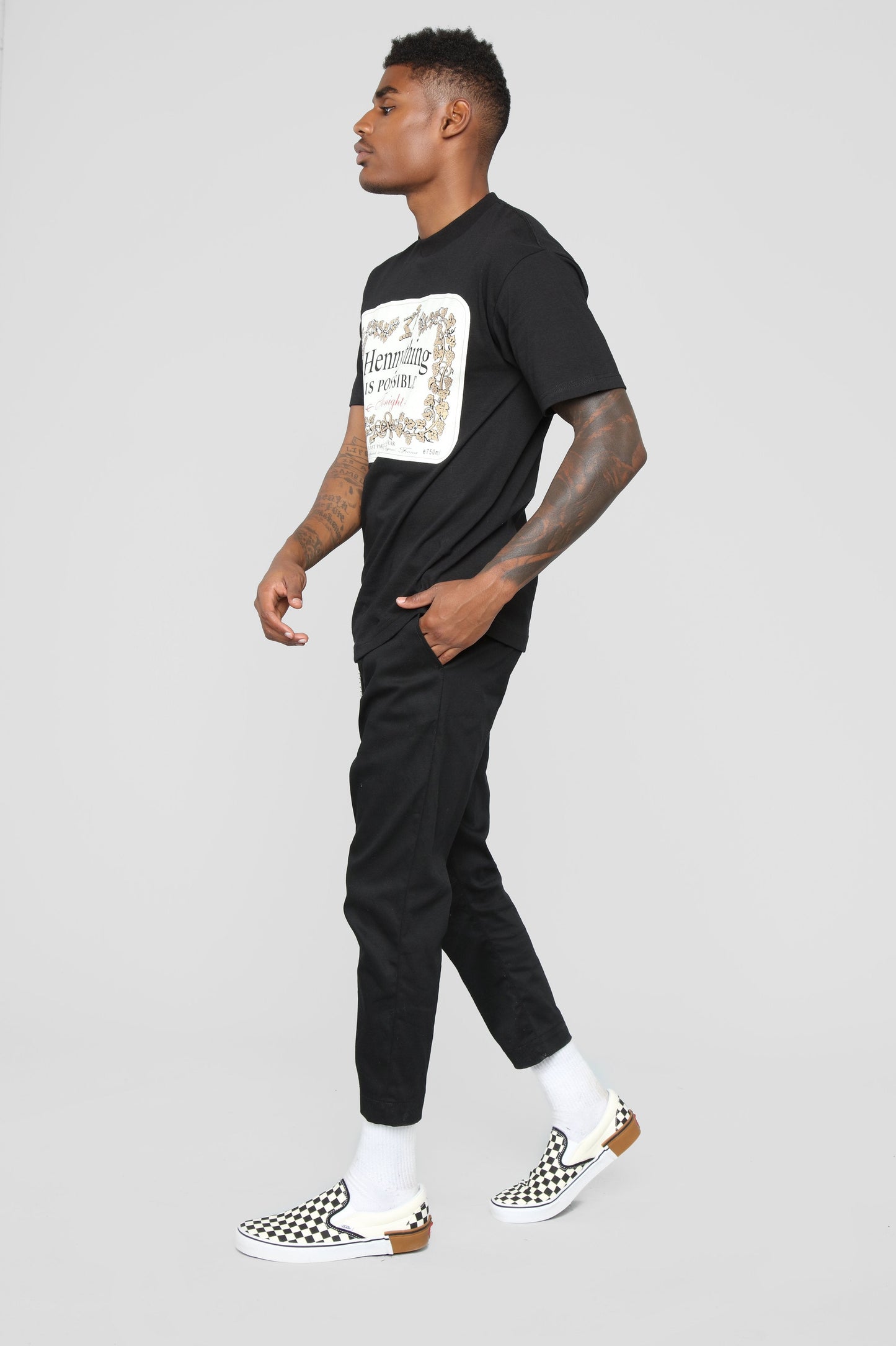https://cdn.shopify.com/s/files/1/0293/9277/products/09-13-18_Studio_3_16-28-20_M1323_Black_0526_AJ.jpg?v=1649978388