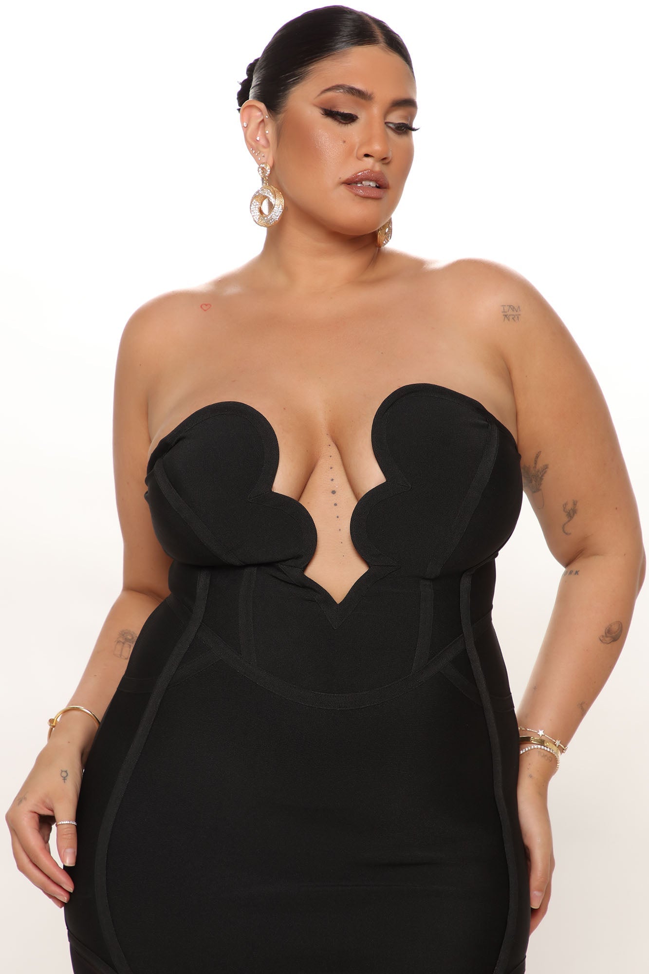 https://cdn.shopify.com/s/files/1/0293/9277/products/09-13-21Studio3_RT_TB_13-17-47_39_BD173_Black_5578_PLUS_KS.jpg?v=1740098085