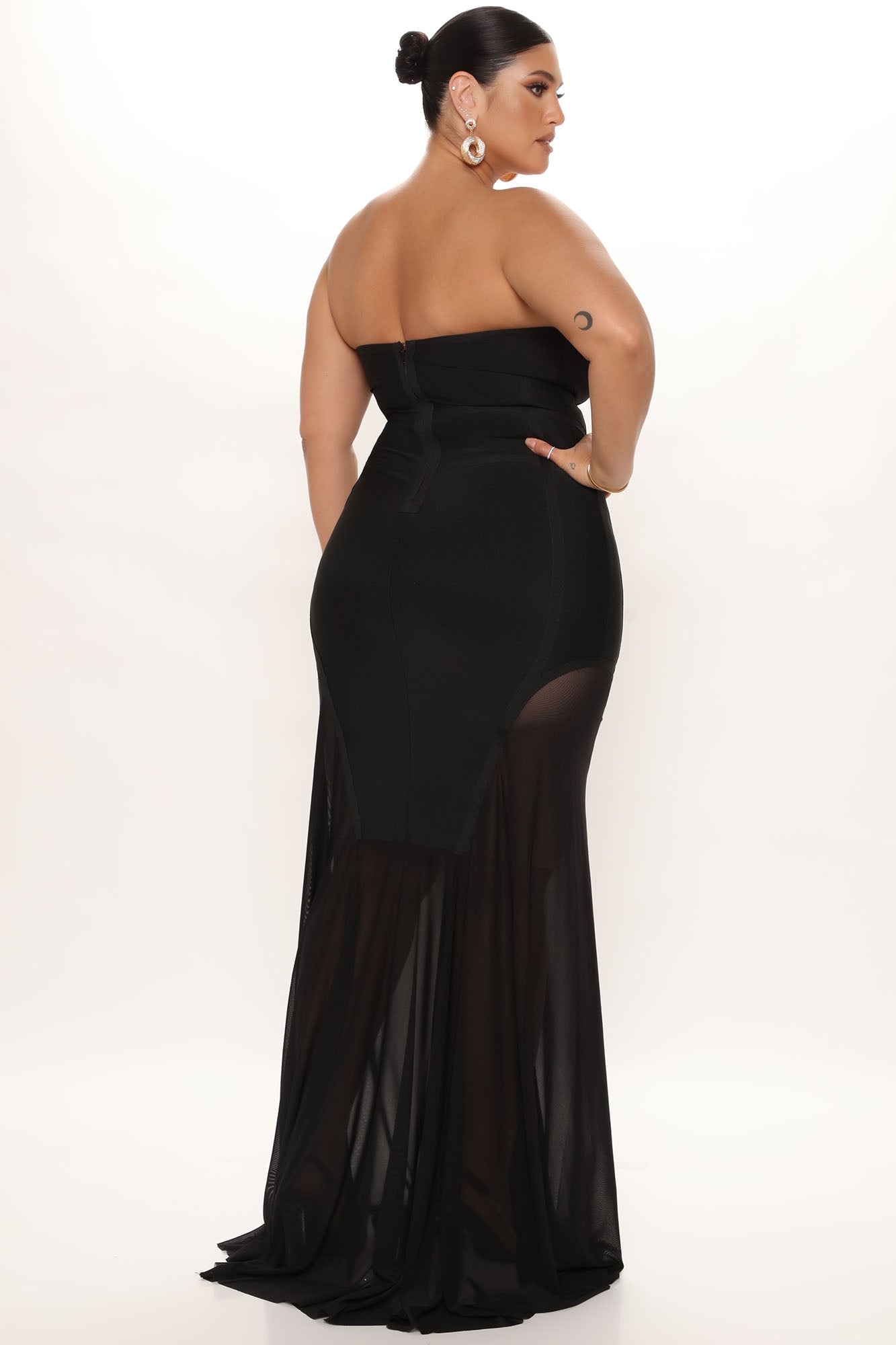 https://cdn.shopify.com/s/files/1/0293/9277/products/09-13-21Studio3_RT_TB_13-18-26_39_BD173_Black_5581_PLUS_KS.jpg?v=1740098085
