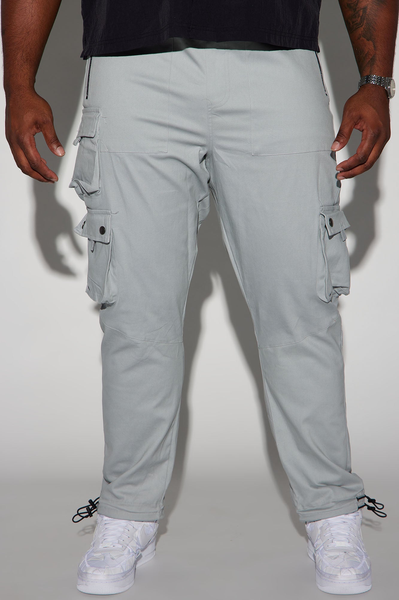 https://cdn.shopify.com/s/files/1/0293/9277/files/11-02-23STUDIO8_DT_PC_13-54-50_68_AZ002T_Grey_P_11391_PLUS_CM.jpg?v=1699312488