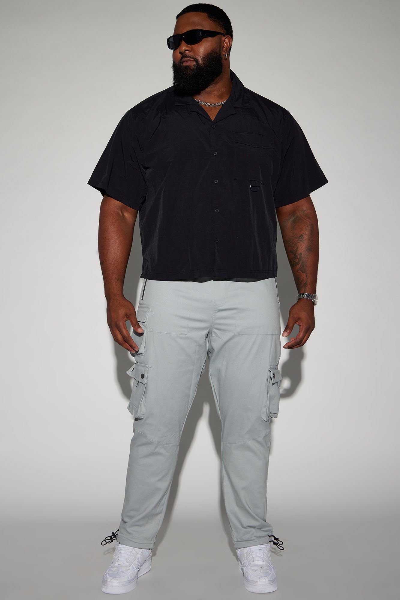 https://cdn.shopify.com/s/files/1/0293/9277/files/11-02-23STUDIO8_DT_PC_13-54-57_68_AZ002T_Grey_P_11395_PLUS_CM.jpg?v=1699312488