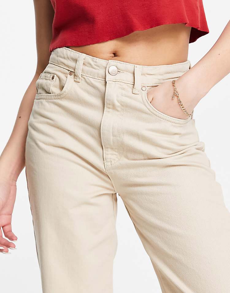 https://images.asos-media.com/products/stradivarius-90s-dad-jean-in-sand/200848522-3?$n_750w$&wid=750&fit=constrain