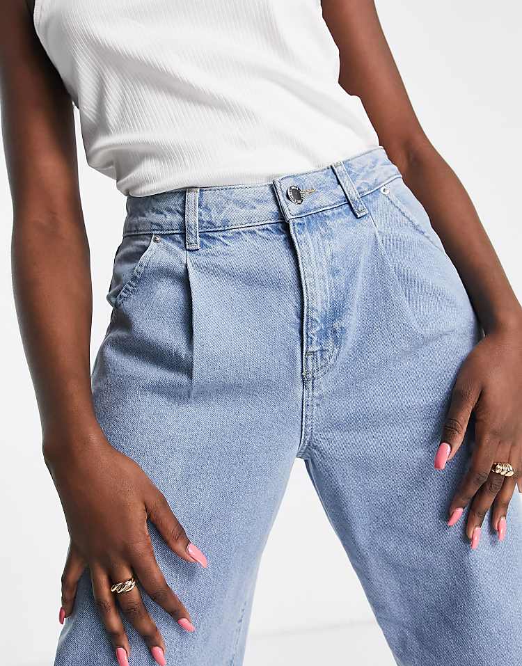 https://images.asos-media.com/products/miss-selfridge-barrel-leg-jean-in-blue/201614513-3?$n_750w$&wid=750&fit=constrain
