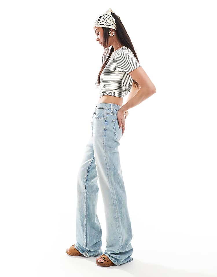 https://images.asos-media.com/products/asos-design-mid-rise-flare-jeans-in-light-blue/205471200-3?$n_750w$&wid=750&fit=constrain
