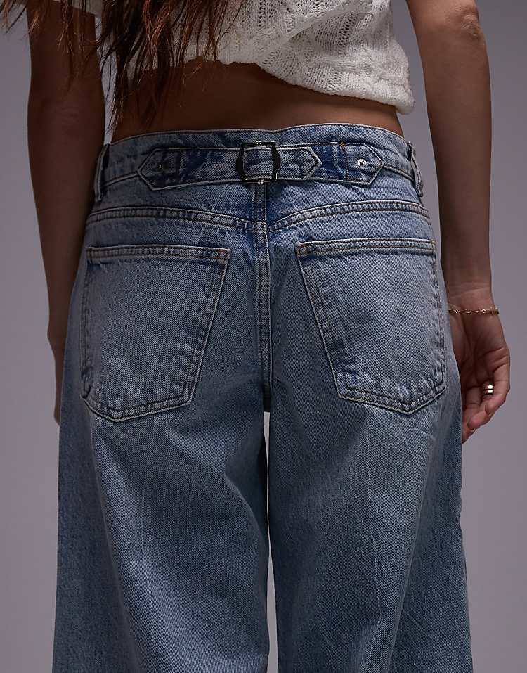 https://images.asos-media.com/products/topshop-cinch-low-rise-relaxed-jean-in-bleach/205897598-4?$n_750w$&wid=750&fit=constrain