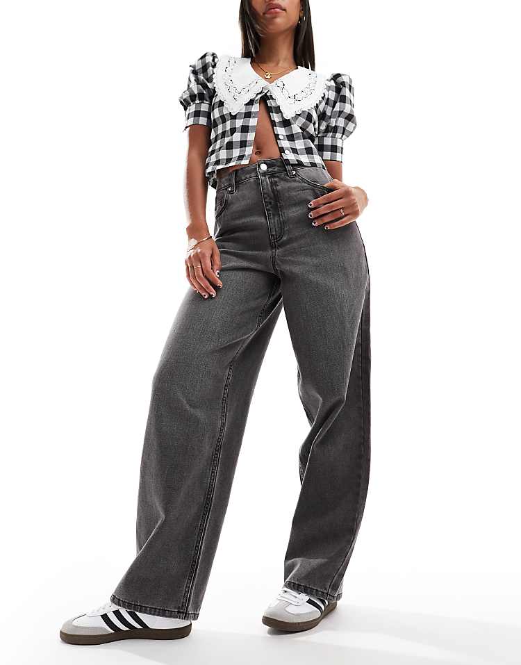 https://images.asos-media.com/products/miss-selfridge-baggy-jean-in-grey-wash/205922162-1-greywash?$n_750w$&wid=750&fit=constrain