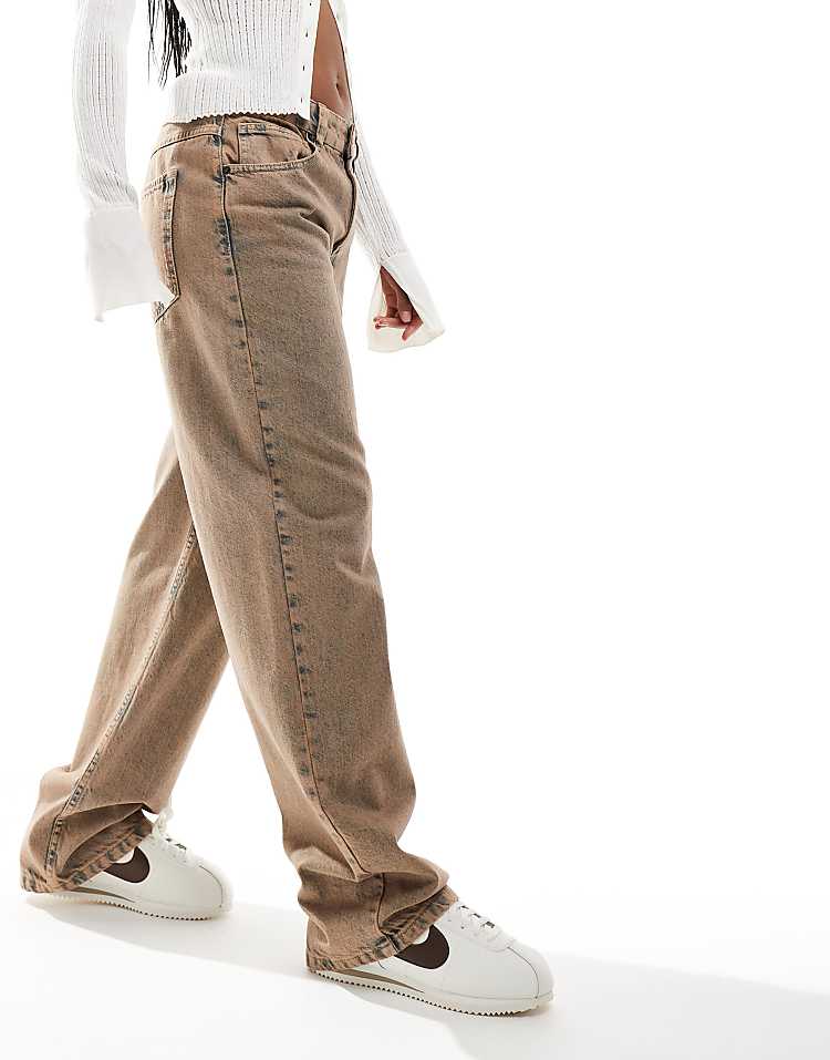 https://images.asos-media.com/products/asos-design-baggy-jeans-in-stone-tint/205958447-5?$n_750w$&wid=750&fit=constrain