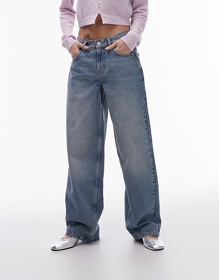 https://images.asos-media.com/products/topshop-cinch-low-rise-relaxed-jean-in-vintage-bleach/205984703-3?$n_750w$&wid=750&fit=constrain