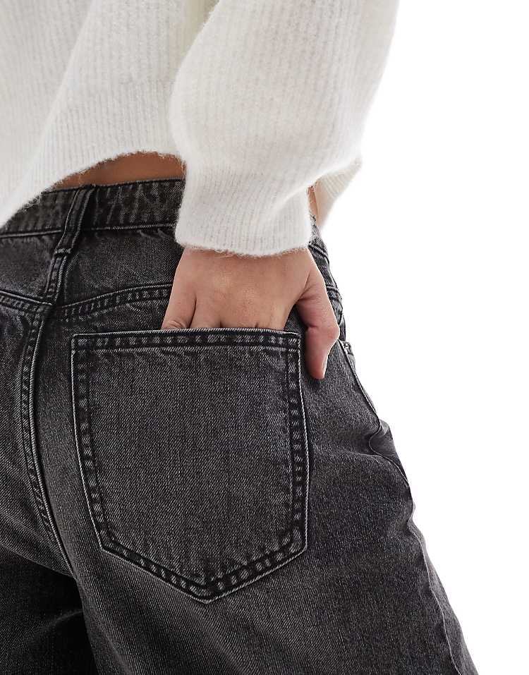 https://images.asos-media.com/products/miss-selfridge-baggy-jean-in-light-black-wash/206360244-3?$n_750w$&wid=750&fit=constrain