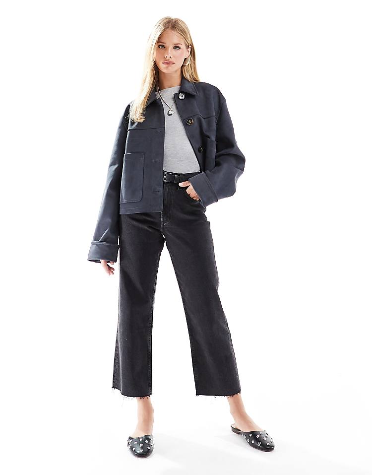 https://images.asos-media.com/products/asos-design-cropped-comfort-stretch-straight-leg-jean-in-black/206426603-1-black?$n_750w$&wid=750&fit=constrain