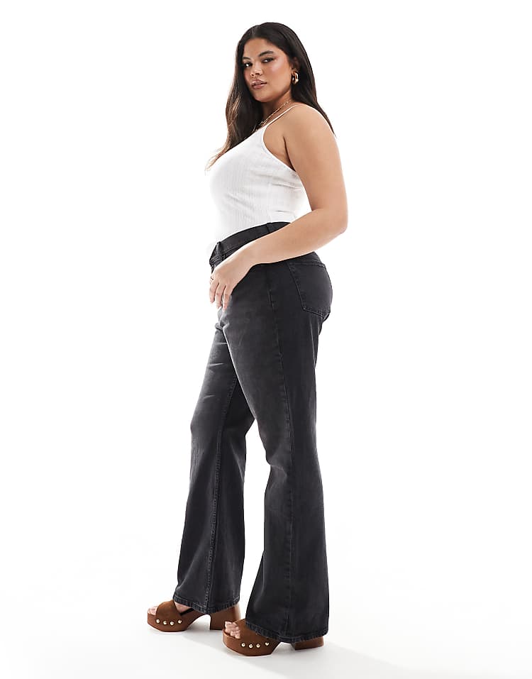 https://images.asos-media.com/products/asos-design-curve-mid-rise-flare-jeans-in-washed-black/206428118-3?$n_750w$&wid=750&fit=constrain
