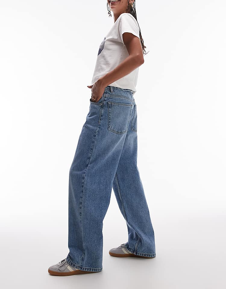 https://images.asos-media.com/products/topshop-cinch-low-rise-relaxed-jean-in-bleach/206524731-3?$n_750w$&wid=750&fit=constrain