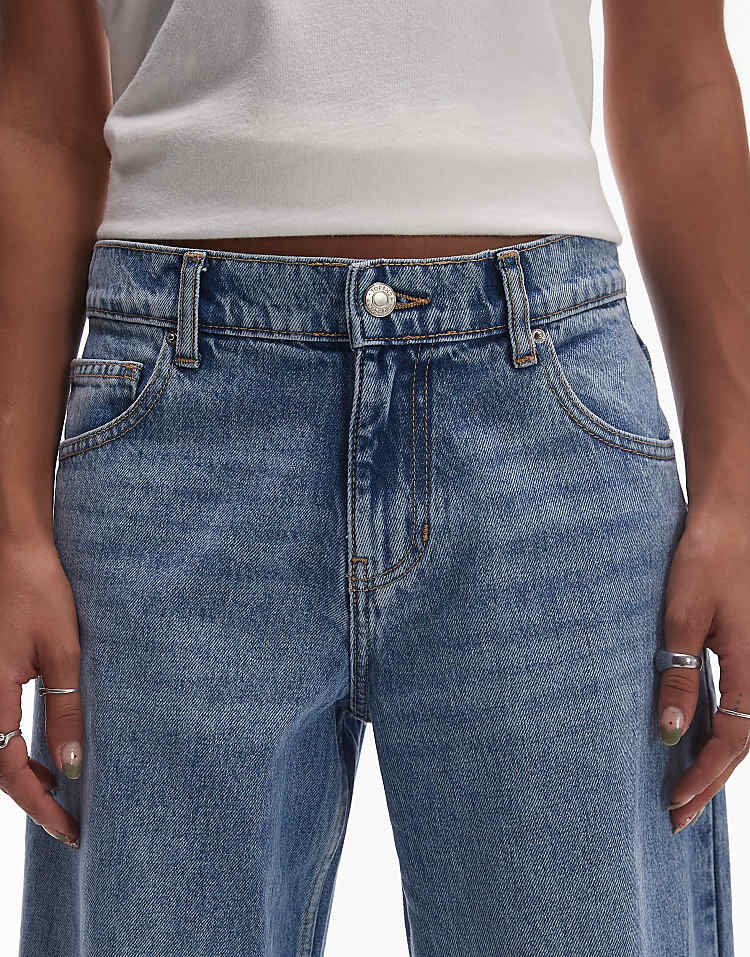 https://images.asos-media.com/products/topshop-cinch-low-rise-relaxed-jean-in-bleach/206524731-5?$n_750w$&wid=750&fit=constrain