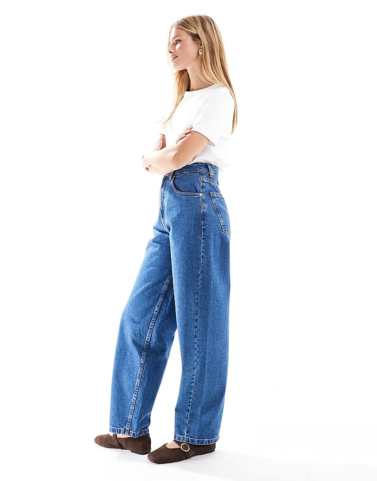 https://images.asos-media.com/products/asos-design-barrel-leg-jeans-in-mid-blue/206701968-3?$n_750w$&wid=750&fit=constrain