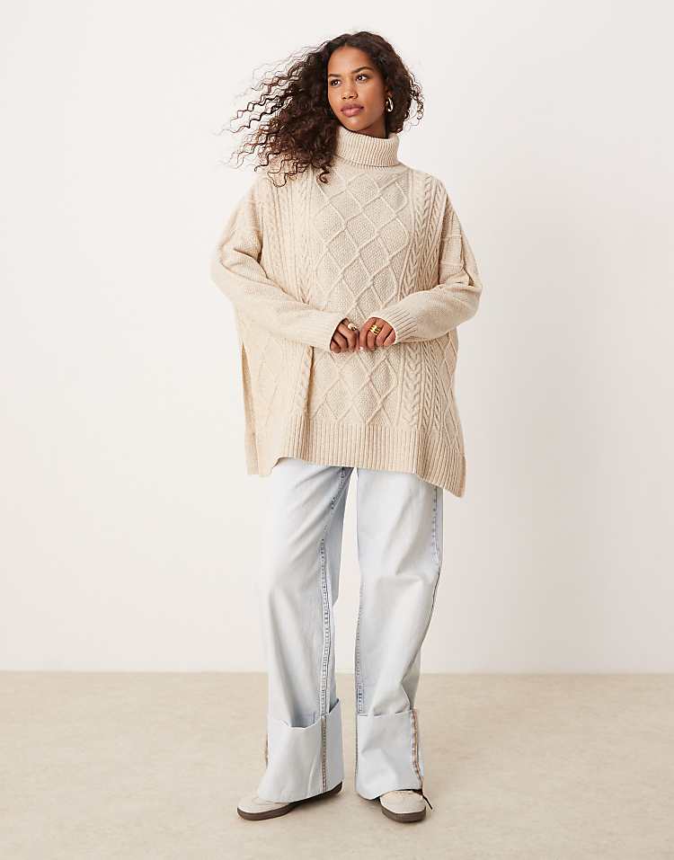 Barbour Burne Knitted Cape in oatmeal