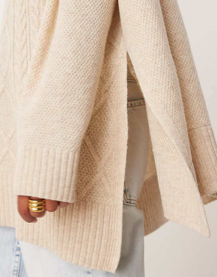 Barbour Burne Knitted Cape in oatmeal