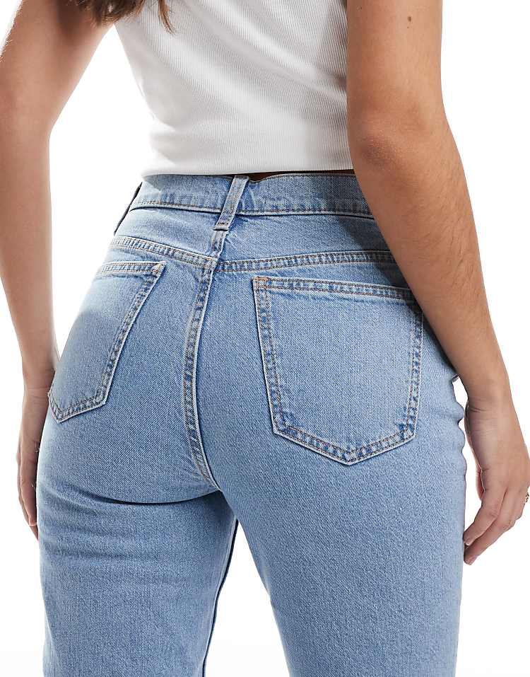 https://images.asos-media.com/products/asos-design-mid-rise-flare-jeans-in-pale-wash/206931801-4?$n_750w$&wid=750&fit=constrain
