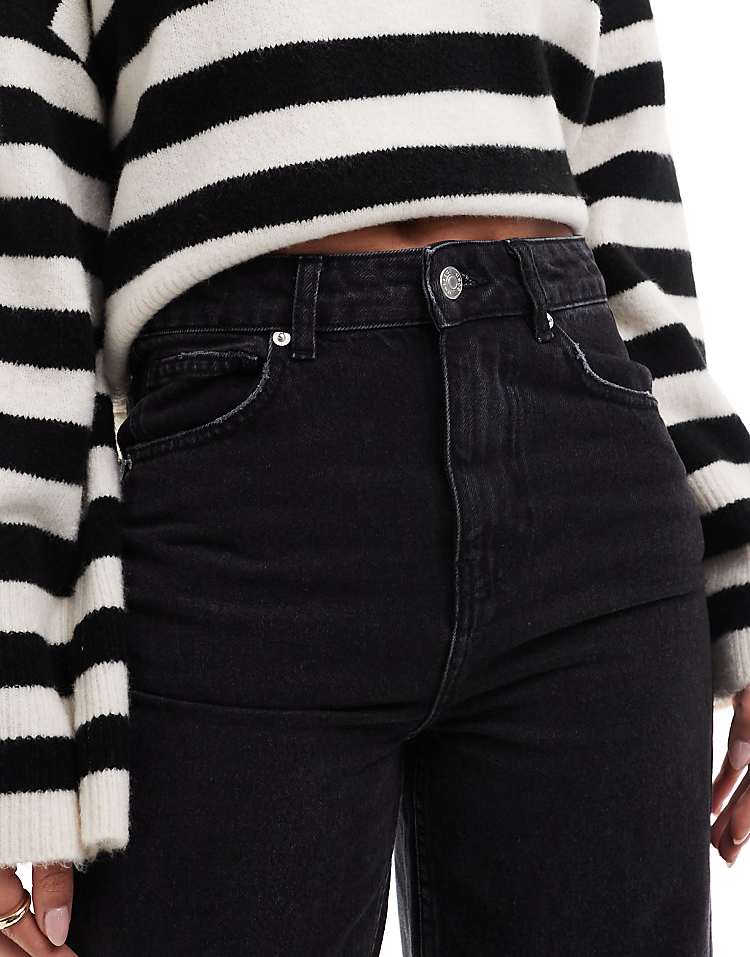 https://images.asos-media.com/products/asos-design-barrel-leg-jeans-in-washed-black/206934894-5?$n_750w$&wid=750&fit=constrain