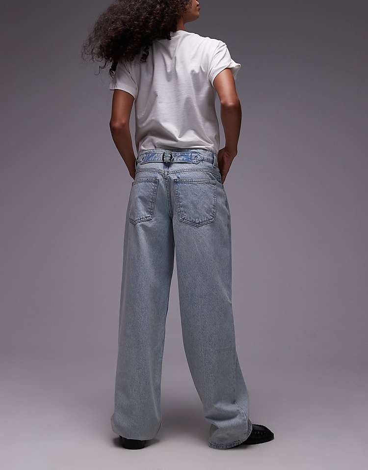 https://images.asos-media.com/products/topshop-cinch-low-rise-relaxed-jean-in-bleach/206988650-2?$n_750w$&wid=750&fit=constrain