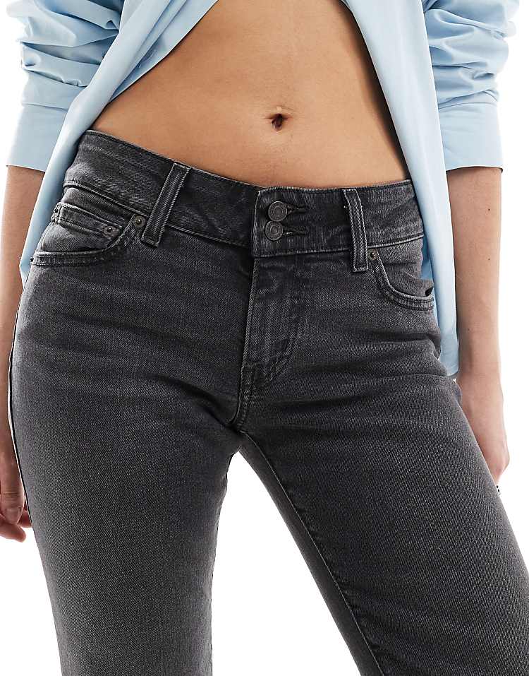 https://images.asos-media.com/products/levis-super-low-waist-flare-jeans-in-washed-black/207083034-5?$n_750w$&wid=750&fit=constrain