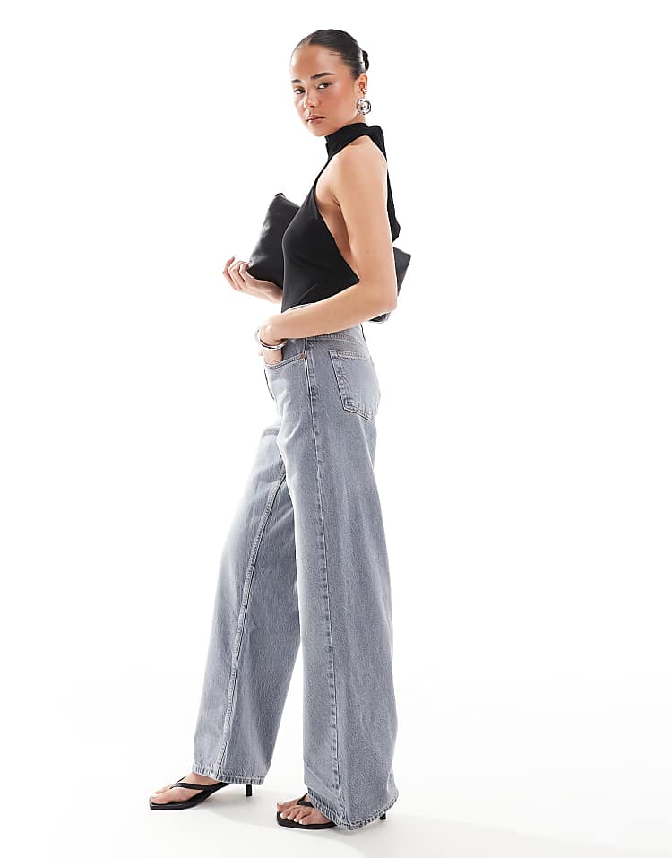 https://images.asos-media.com/products/topshop-mid-rise-loose-fit-straight-jean-in-washed-grey/207246735-3?$n_750w$&wid=750&fit=constrain
