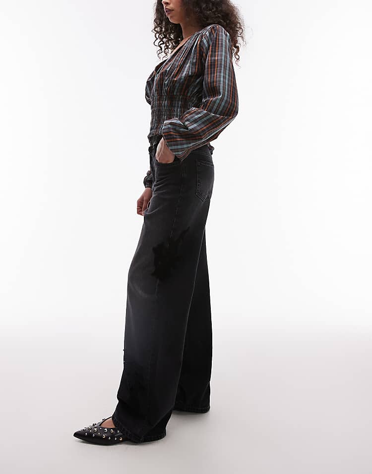 https://images.asos-media.com/products/topshop-mid-rise-loose-fit-straight-jean-with-lace-detail-in-black/207368863-3?$n_750w$&wid=750&fit=constrain