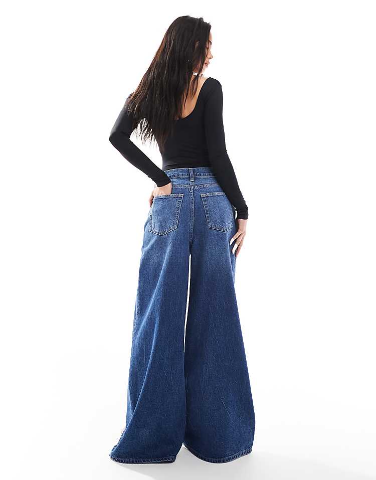 https://images.asos-media.com/products/topshop-70s-wide-leg-jean-in-mid-blue/207471304-2?$n_750w$&wid=750&fit=constrain