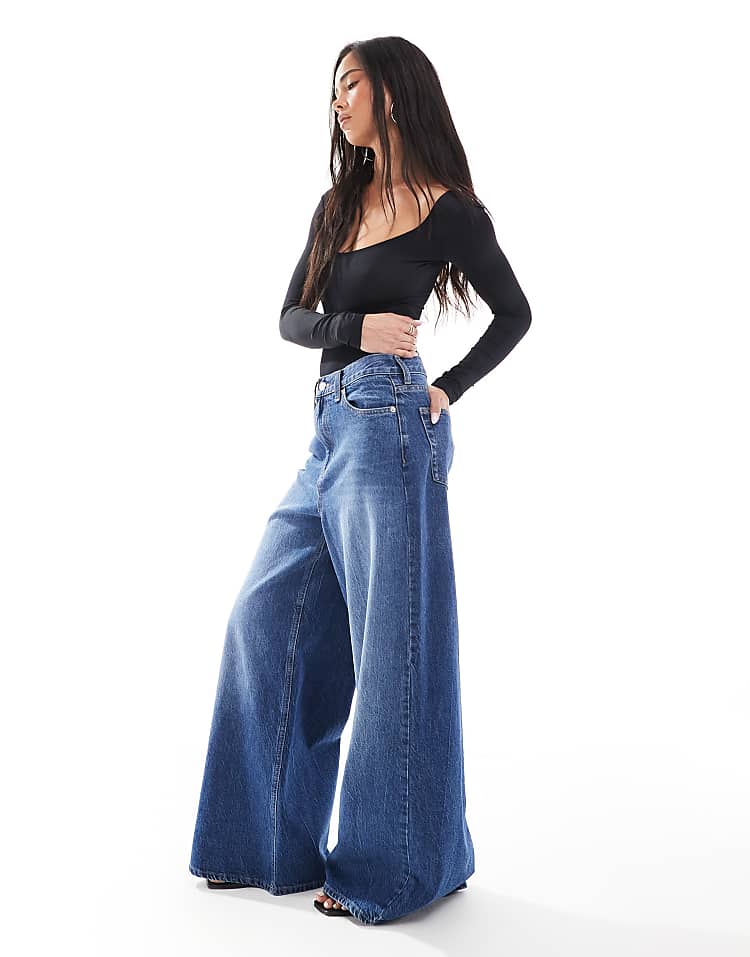 https://images.asos-media.com/products/topshop-70s-wide-leg-jean-in-mid-blue/207471304-3?$n_750w$&wid=750&fit=constrain