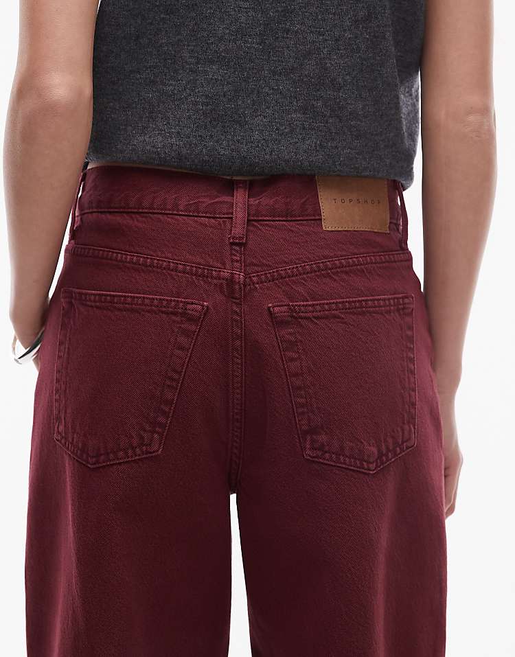 https://images.asos-media.com/products/topshop-mid-rise-loose-fit-straight-jean-in-burgundy/207607834-4?$n_750w$&wid=750&fit=constrain