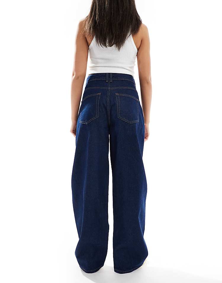 https://images.asos-media.com/products/asos-design-high-waisted-barrel-leg-jeans-in-rinse/207626039-2?$n_750w$&wid=750&fit=constrain