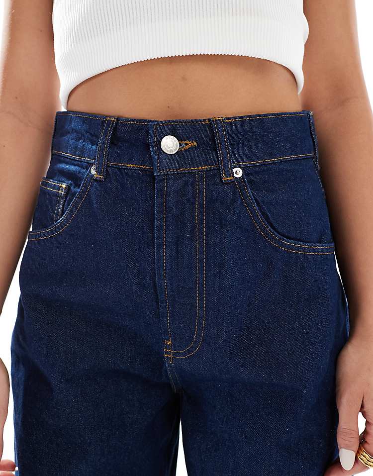 https://images.asos-media.com/products/asos-design-high-waisted-barrel-leg-jeans-in-rinse/207626039-3?$n_750w$&wid=750&fit=constrain