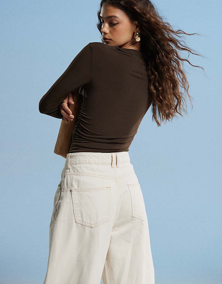 https://images.asos-media.com/products/asos-design-high-waisted-barrel-leg-jeans-in-ecru/207660340-5?$n_750w$&wid=750&fit=constrain