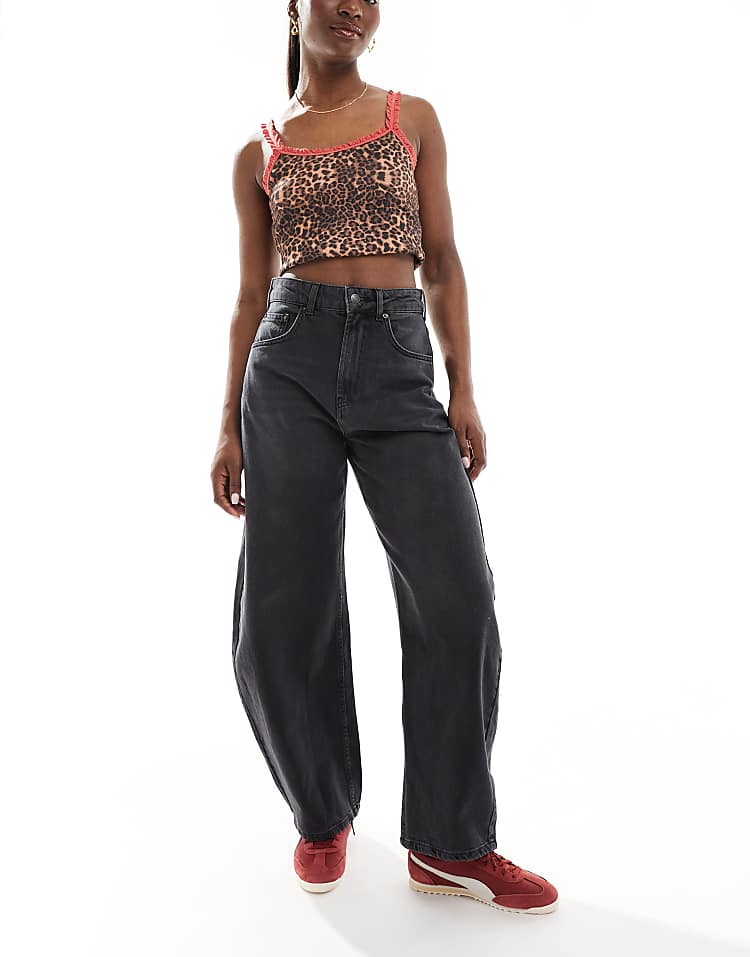 https://images.asos-media.com/products/asos-design-high-waisted-barrel-leg-jeans-in-black/207935717-1-black?$n_750w$&wid=750&fit=constrain