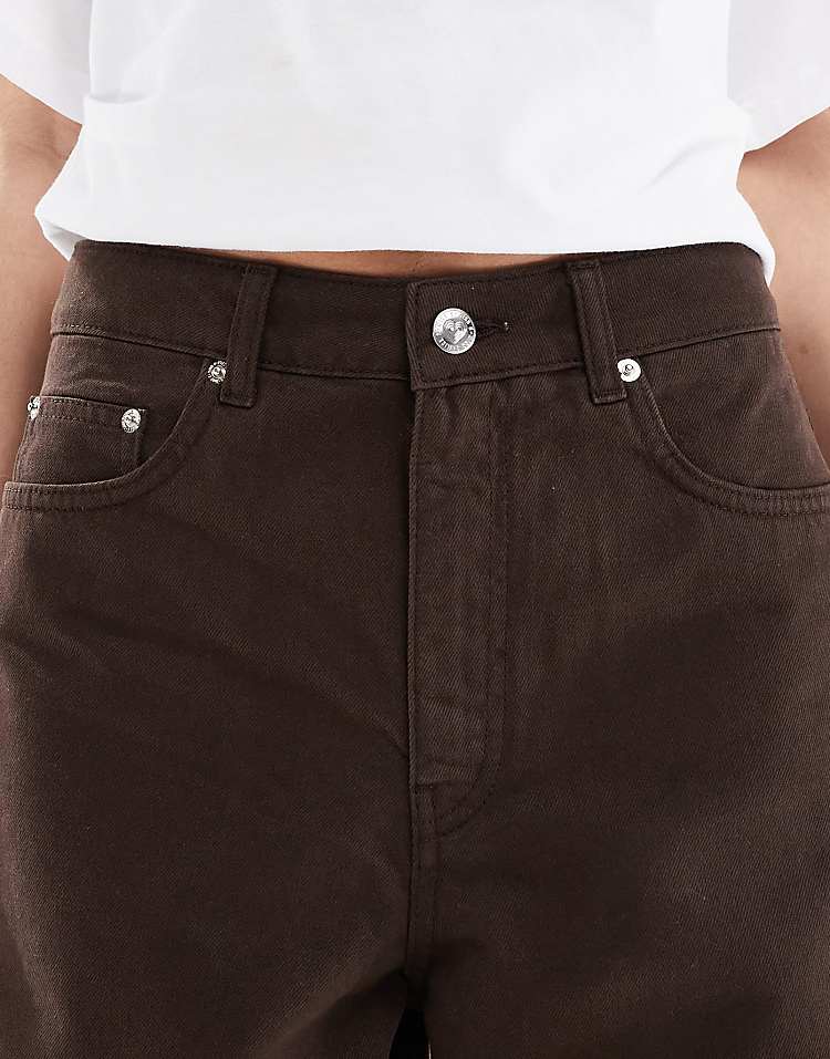 https://images.asos-media.com/products/miss-selfridge-baggy-jeans-in-brown/207945481-4?$n_750w$&wid=750&fit=constrain