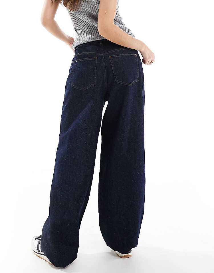 https://images.asos-media.com/products/miss-selfridge-dark-rinse-wash-baggy-jeans/207945573-4?$n_750w$&wid=750&fit=constrain