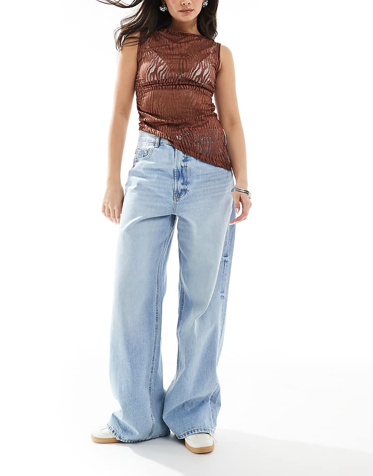https://images.asos-media.com/products/stradivarius-d88-baggy-wide-leg-jean-in-mid-blue/207954448-1-blue?$n_750w$&wid=750&fit=constrain