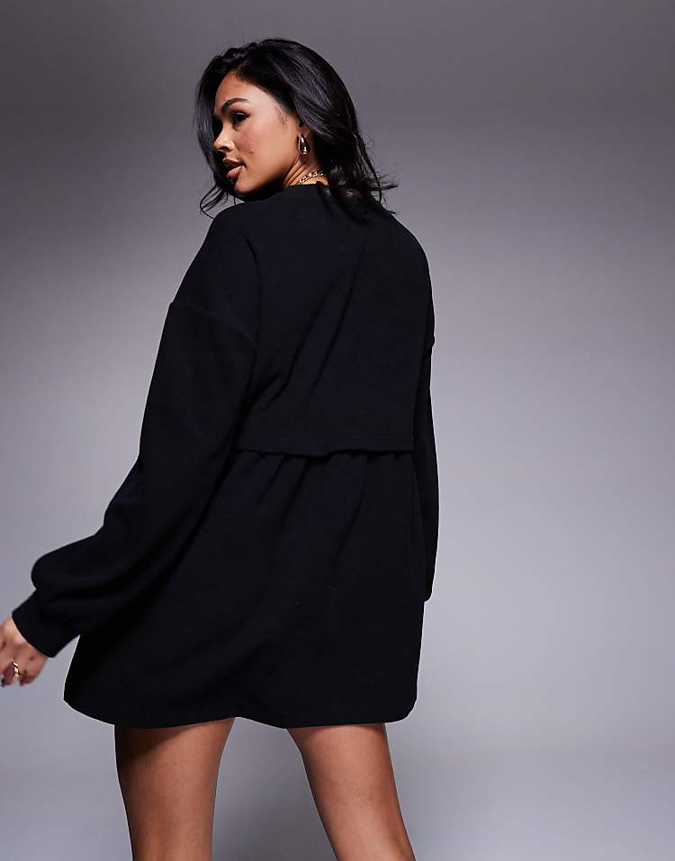 https://images.asos-media.com/products/miss-selfridge-soft-ribbed-smock-dress-in-black/208102674-3?$n_750w$&wid=750&fit=constrain