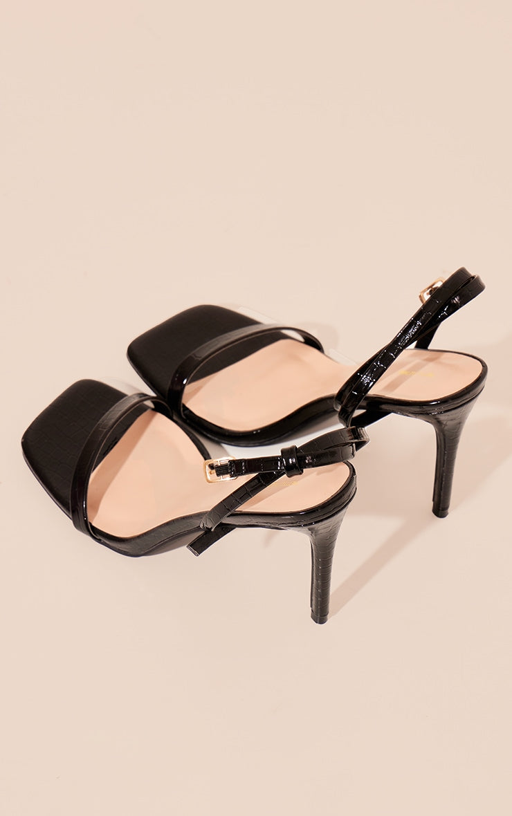 https://cdn-img.prettylittlething.com/2/3/a/6/23a67b75596e764f36c8a21463f1af188e2547c9_cng7133_4.jpg