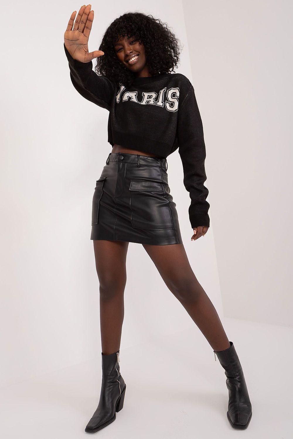Short jumper model 208363 Badu