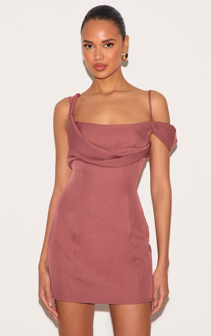 https://cdn-img.prettylittlething.com/f/b/f/a/fbfaf184890aeb0d0a15f622ffbd7be158b242c1_cnl7231_1.jpg