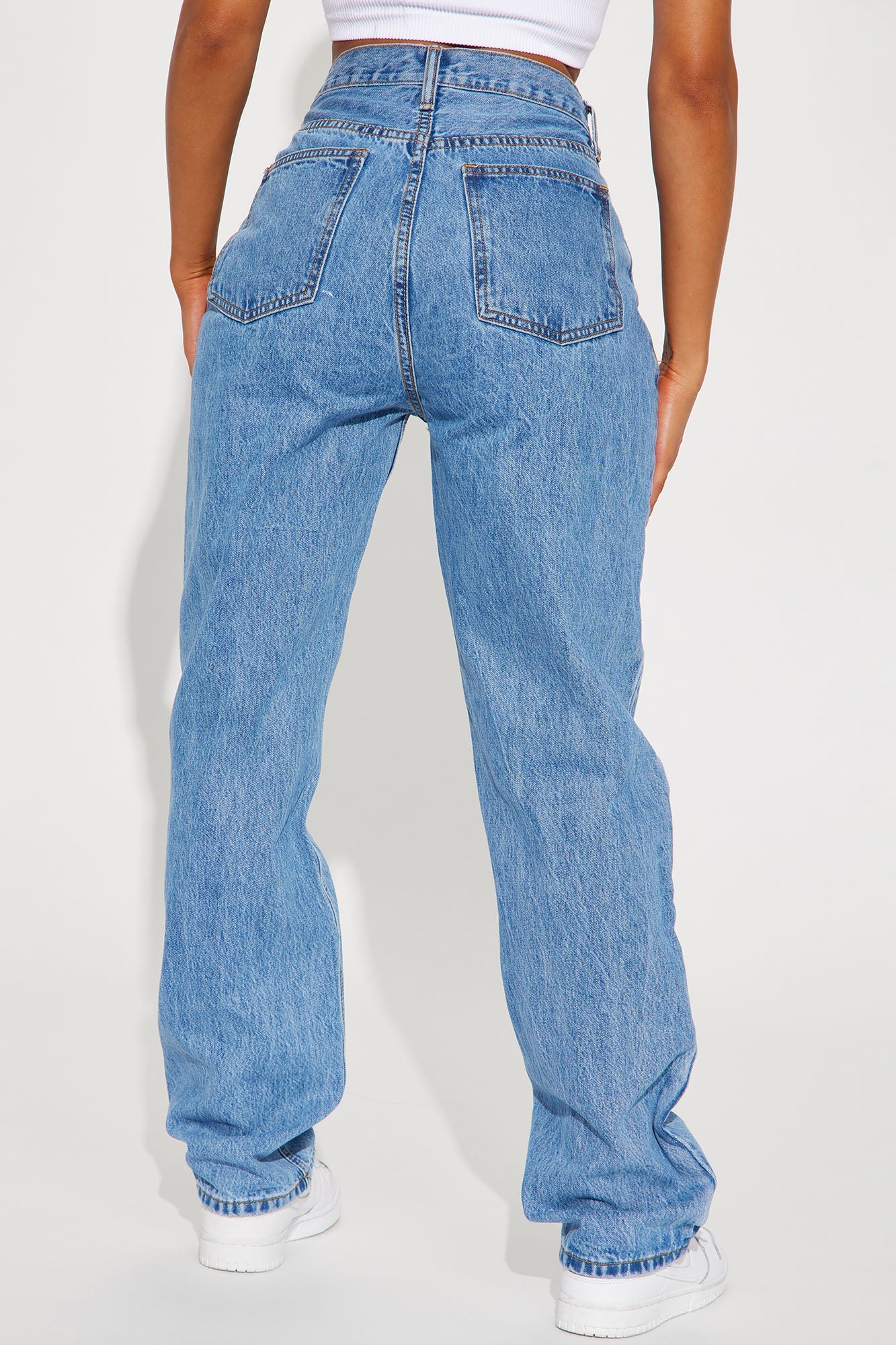 Crossover Straight Leg Jeans - Medium Wash - HCWP
