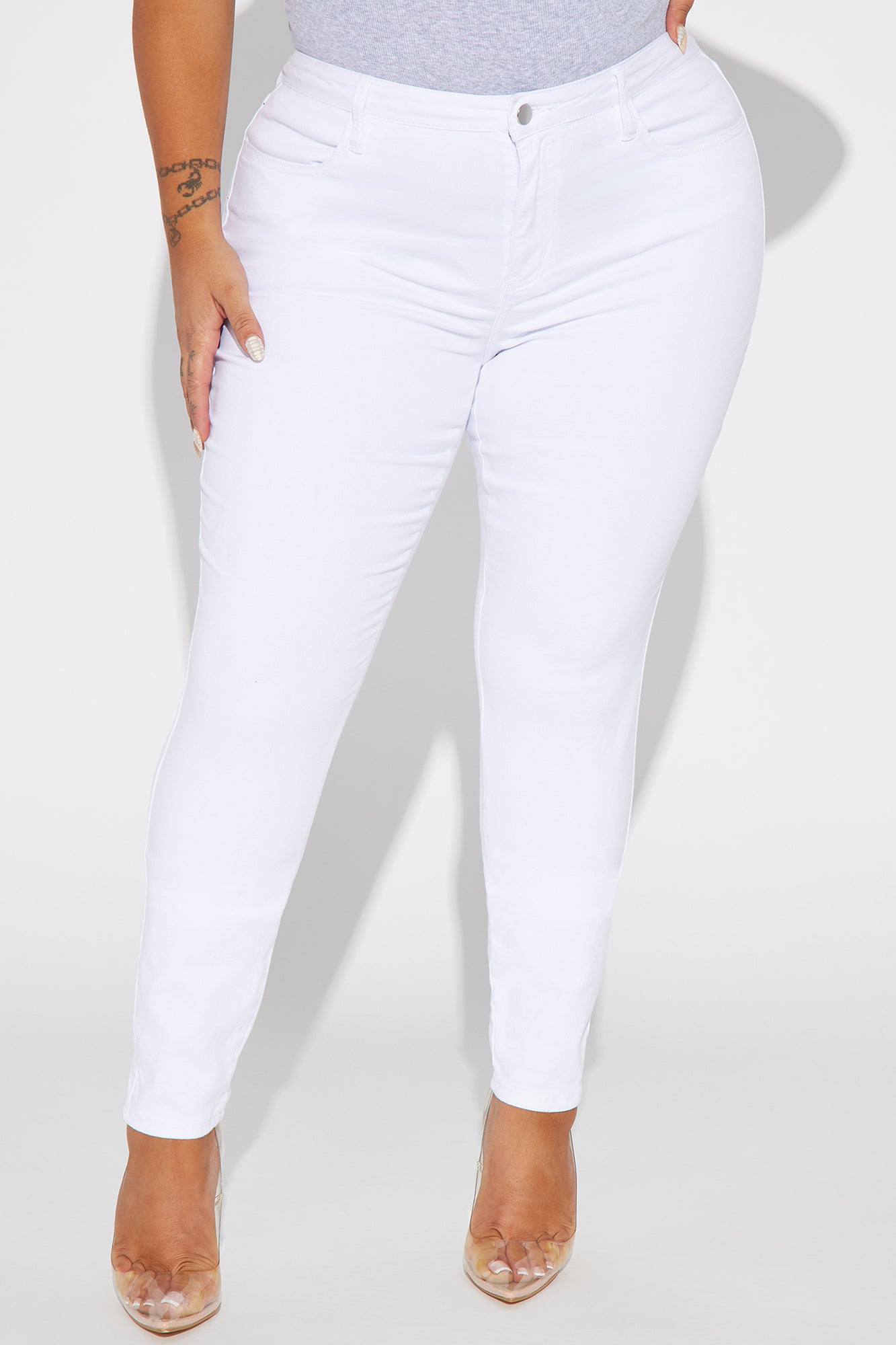 Classic Mid Rise Skinny Jeans - White - HCWP