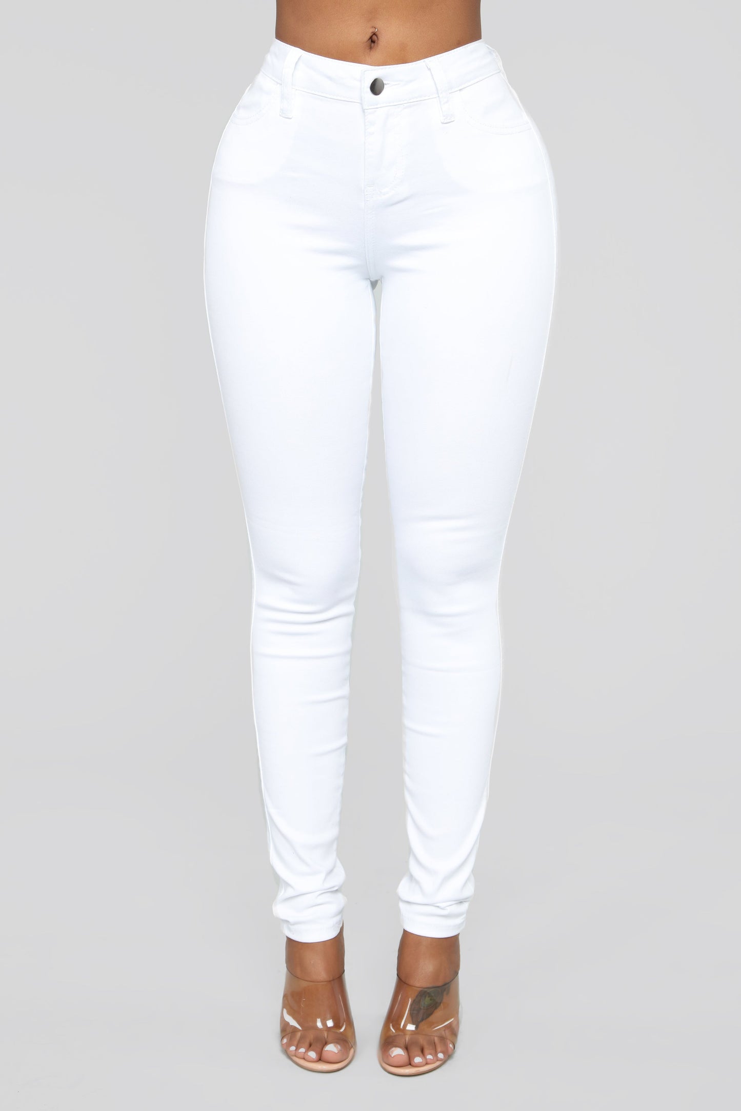 Classic Mid Rise Skinny Jeans - White - HCWP