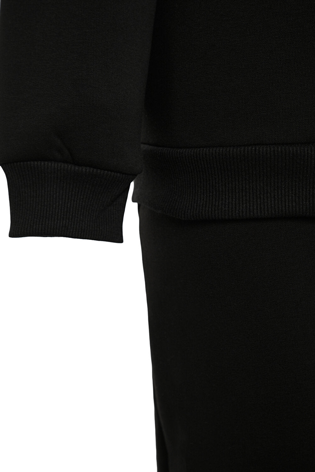 Trendyol Curve Große Größen in Sweatsuit Set - Schwarz - Relaxed Fit - HCWP