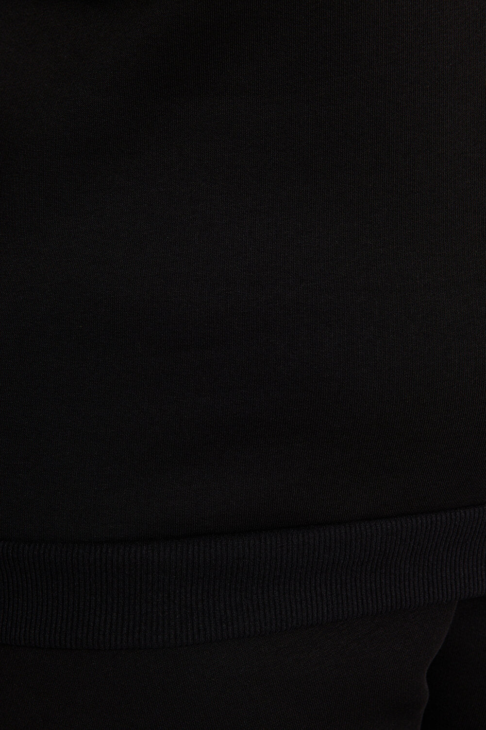 Trendyol Curve Große Größen in Sweatsuit Set - Schwarz - Relaxed Fit - HCWP