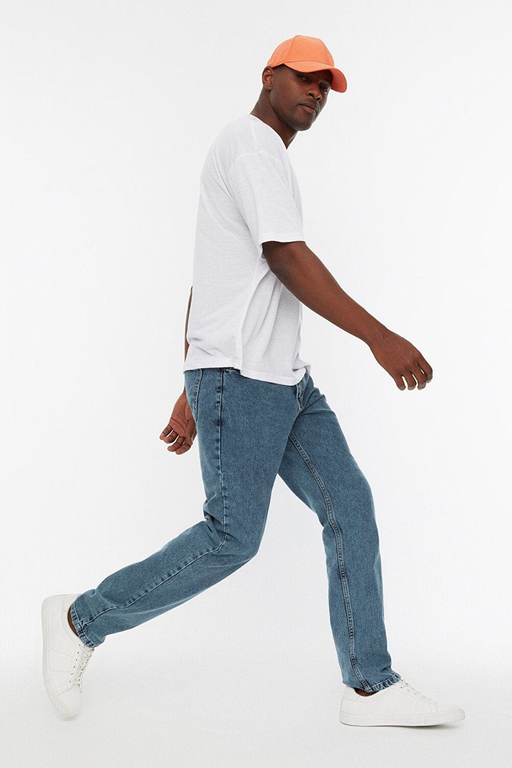 Trendyol Collection Jeans - Blau - Straight - HCWP