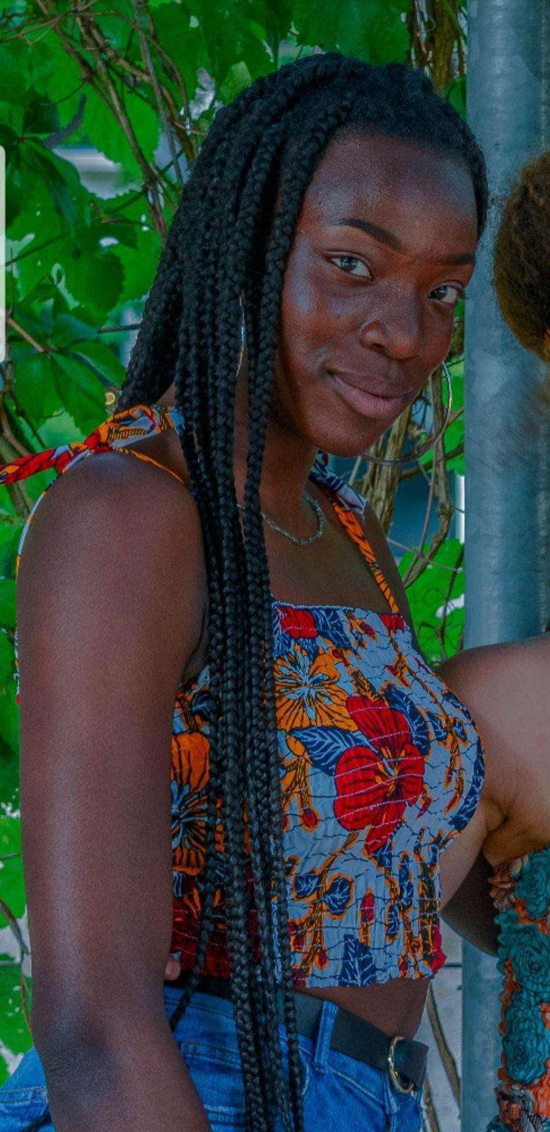 M'akoma Stretchy Fitaa Top